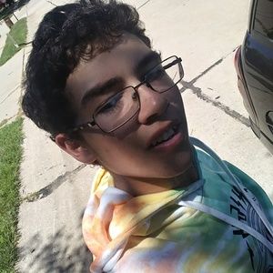 Meet your Posher, Andrew